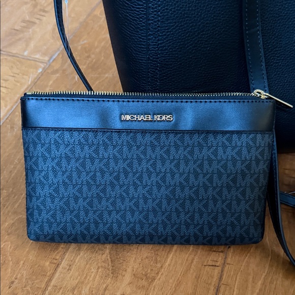 Michael Kors Black Tote and Clutch Set - Picture 2 of 8